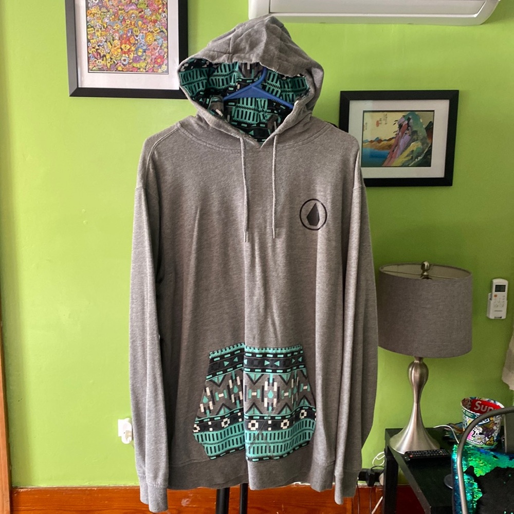 Volcom zip up hoodie